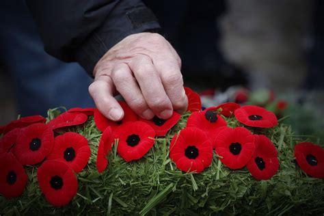 What Canadians are saying as they mark Remembrance Day across the country